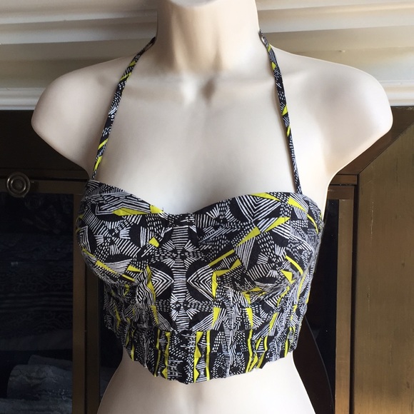 Wet Seal Tops - Wet seal cropped halter bandeau padded -EUC Sz Sm
